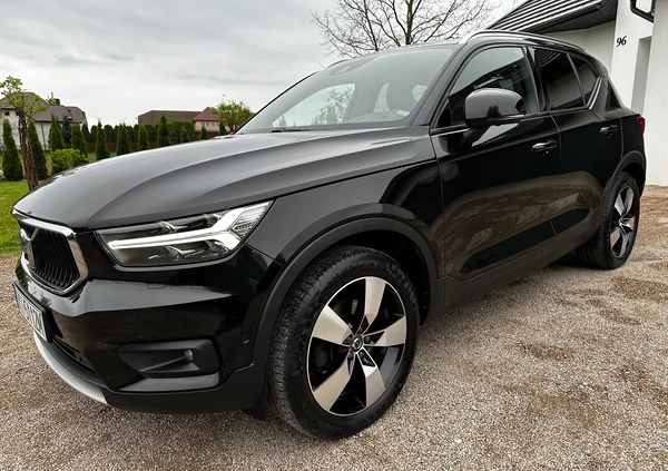 Volvo XC 40 cena 78900 przebieg: 262000, rok produkcji 2018 z Sępopol małe 704